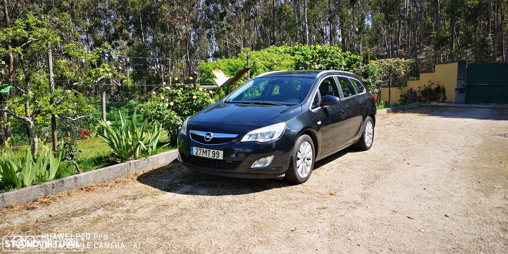 Opel Astra Sports Tourer - 1