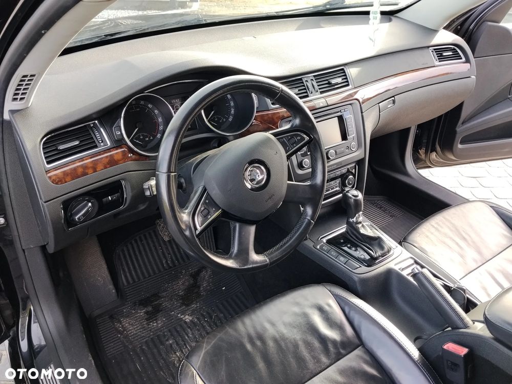 Skoda Superb 2.0 TDI Platinum DSG - 19