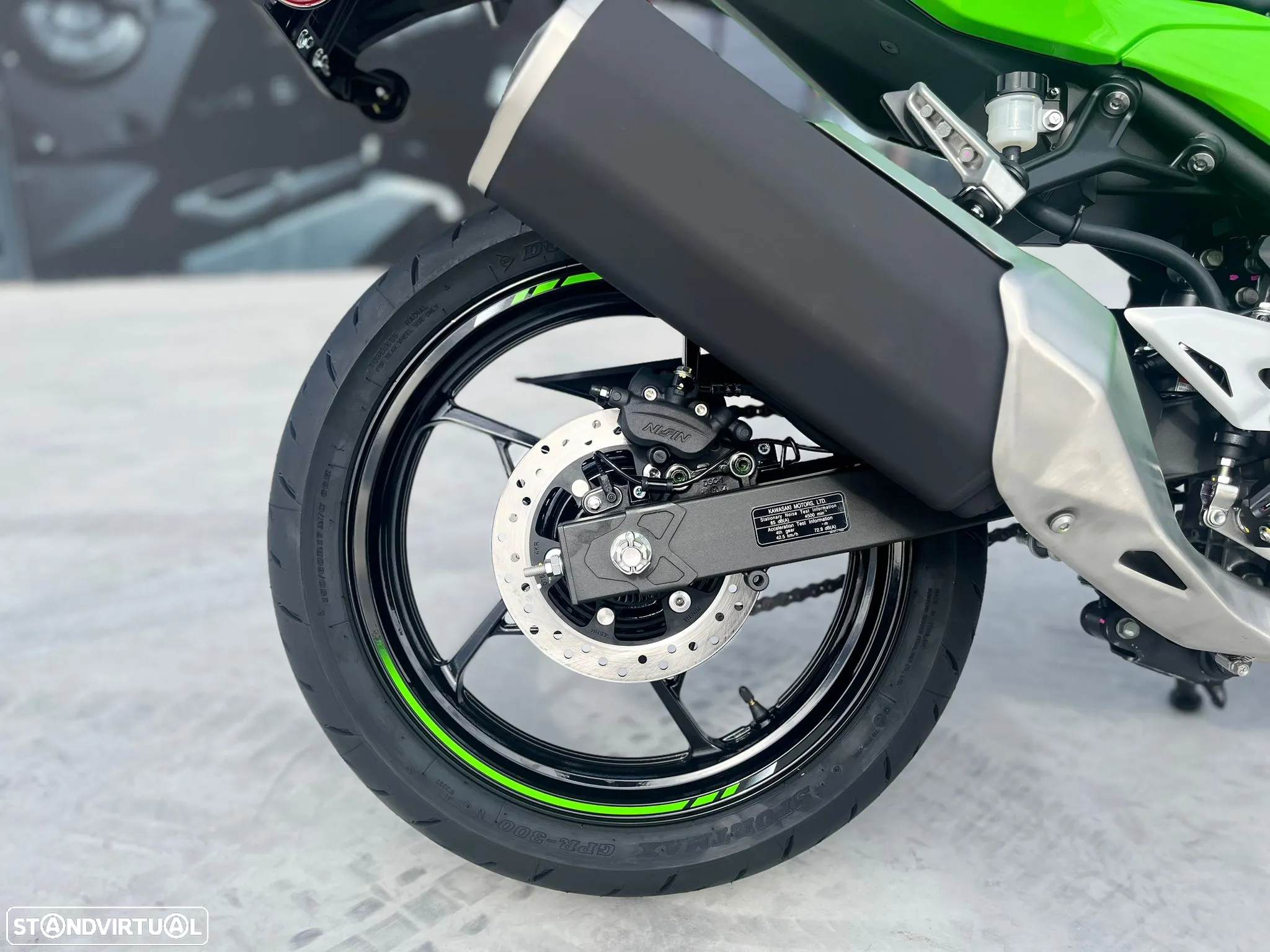 Kawasaki Ninja 500 SE 2025 - 11