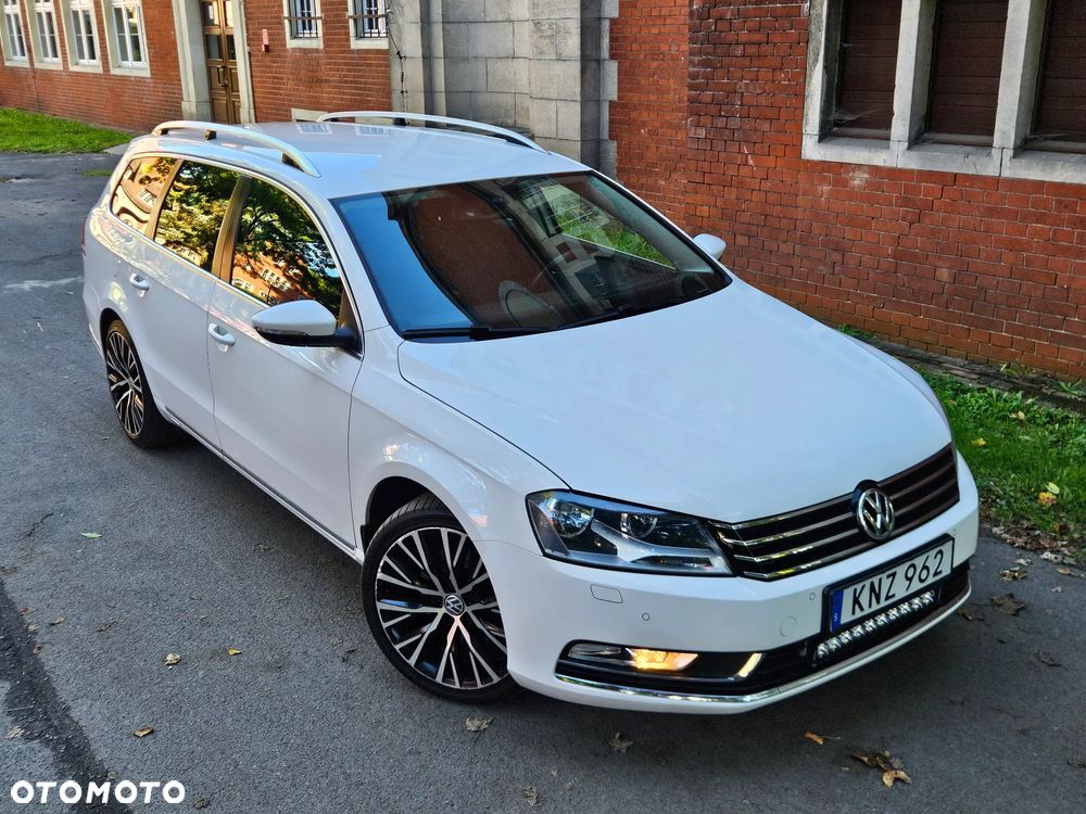 Volkswagen Passat - 4