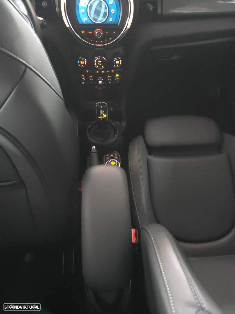 MINI 3 Portas Cooper Auto - 13