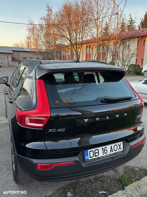 VOLVO XC40 2019 — imagine 8