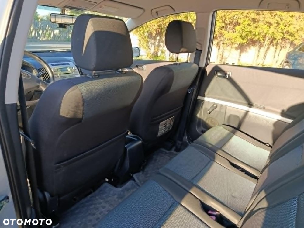 Toyota Corolla Verso 1.8 Sol 7os - 2