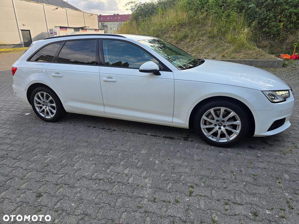 Audi A4 Avant 2.0 TDI S tronic - 14