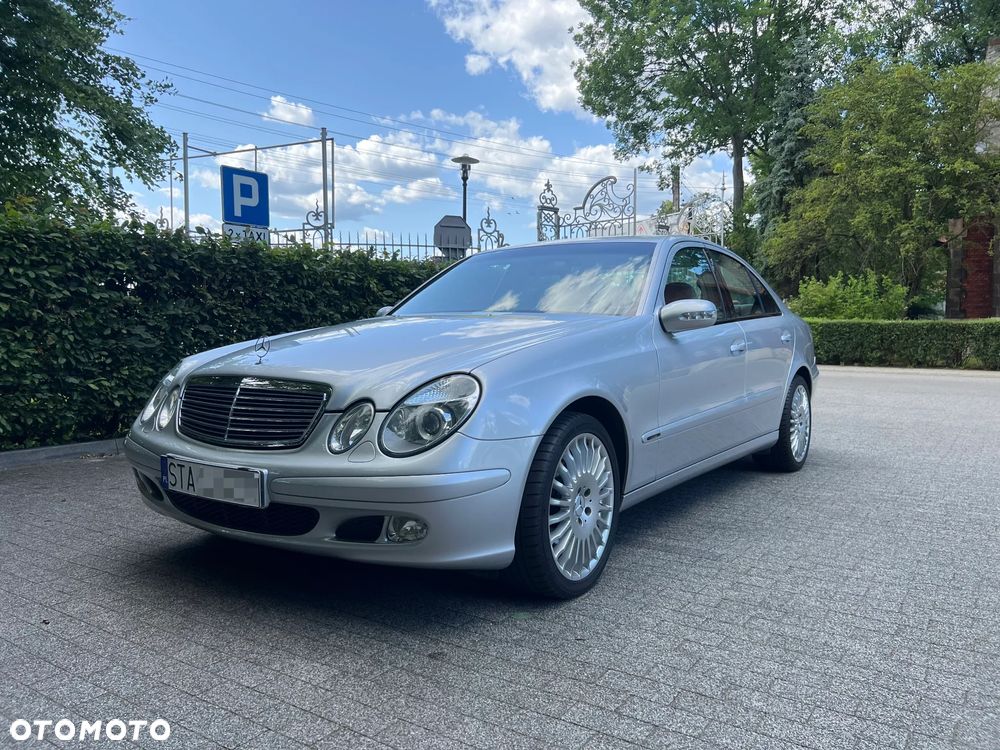 Mercedes-Benz Klasa E - 9