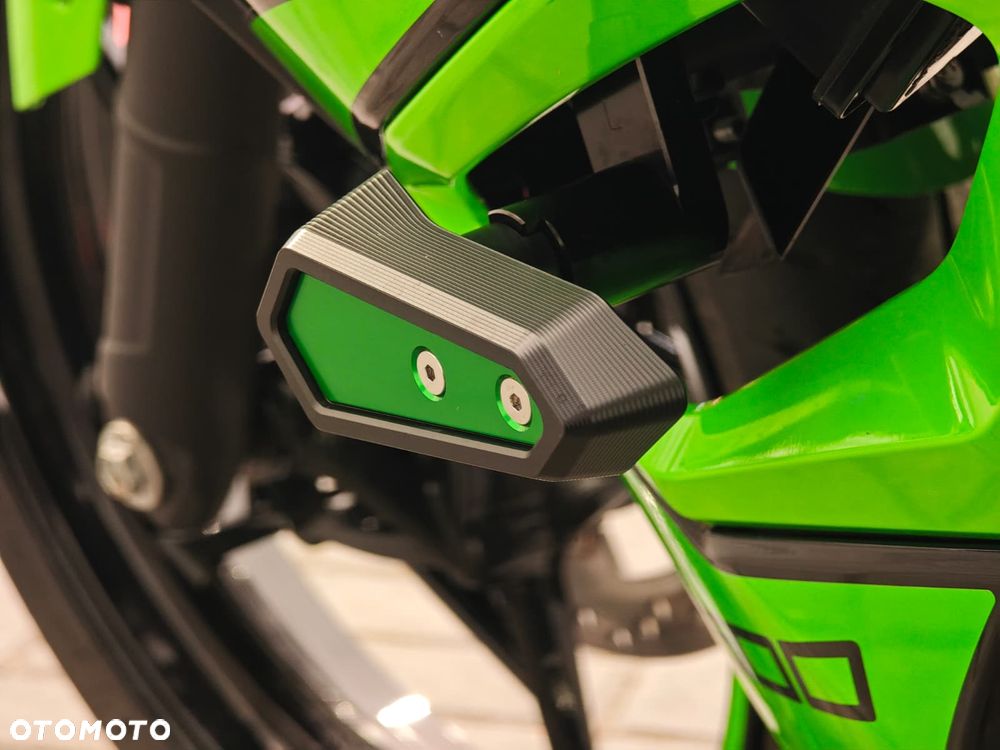 Kawasaki Ninja 500 - 12
