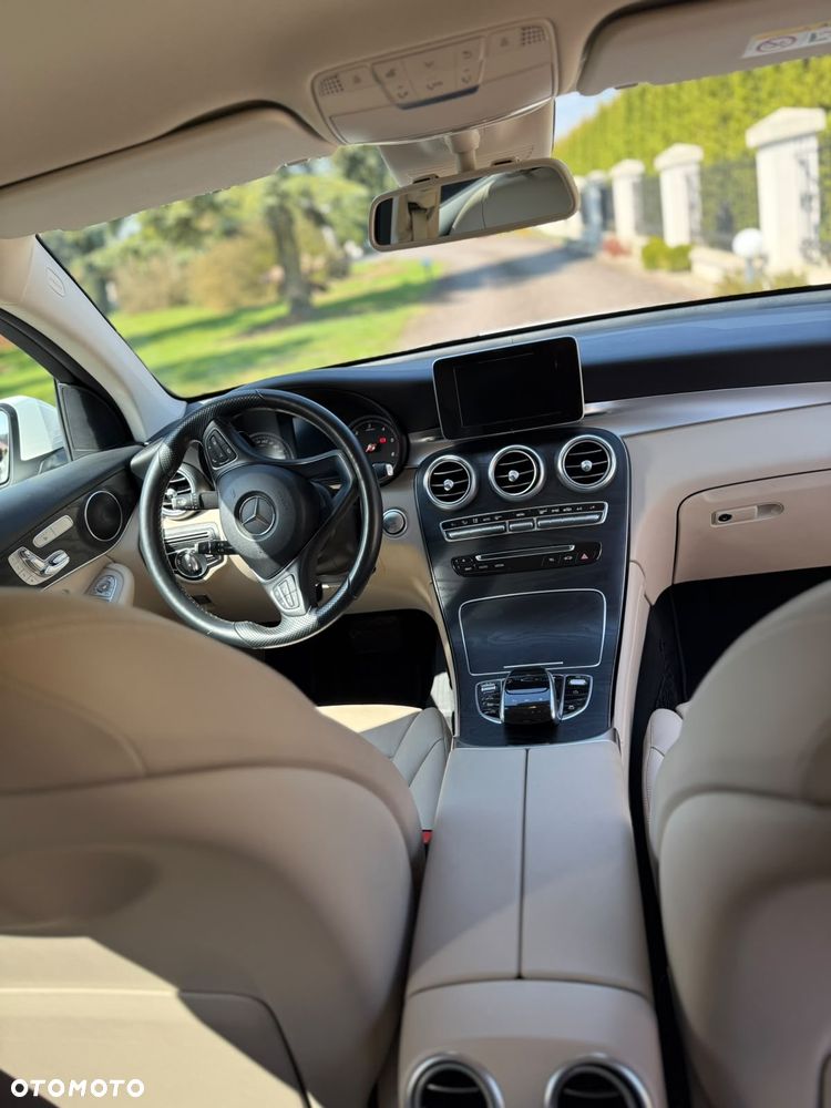 Mercedes-Benz Glc 2018 photo 5