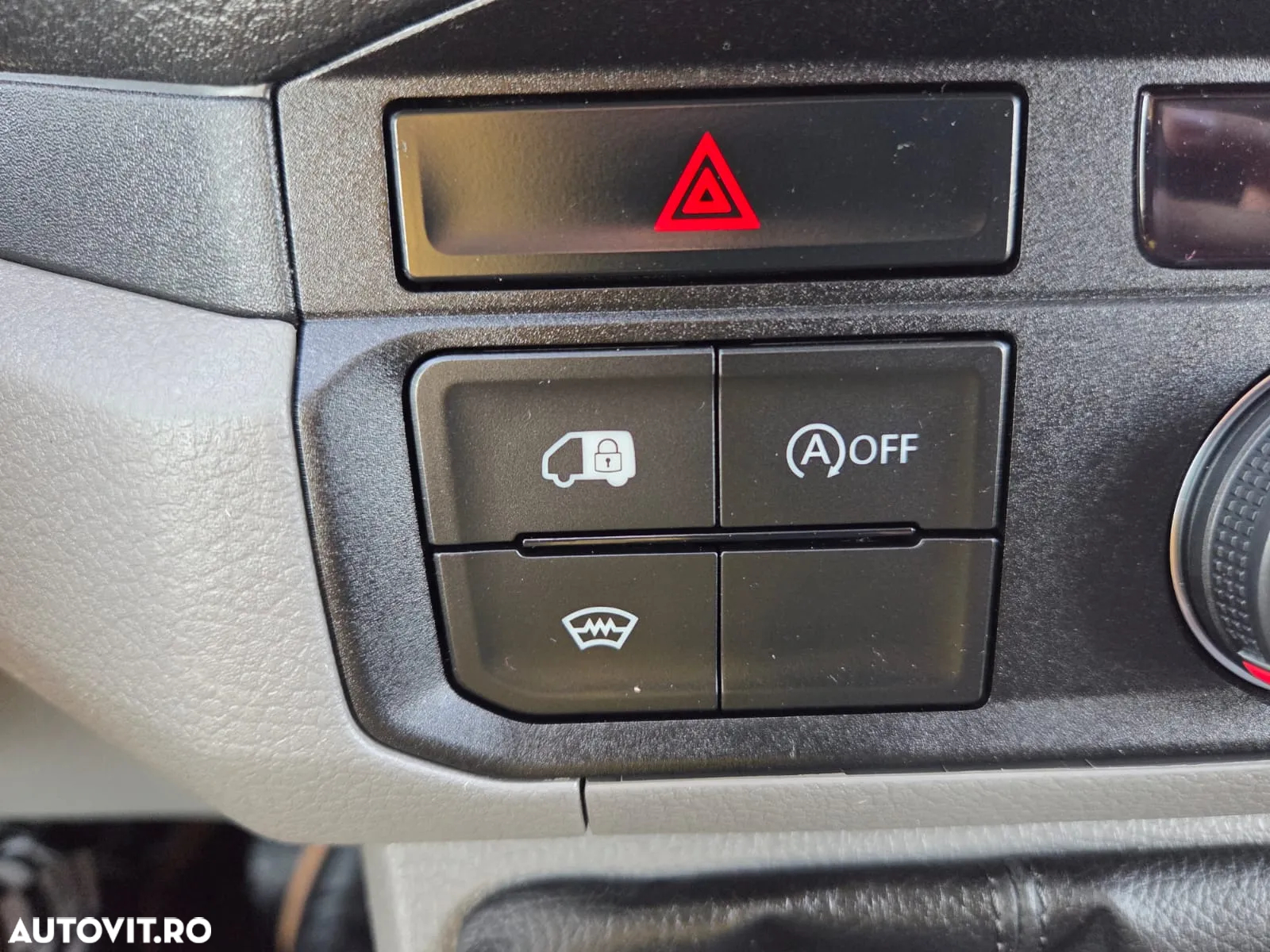 Volkswagen New Crafter L3H2 - 32