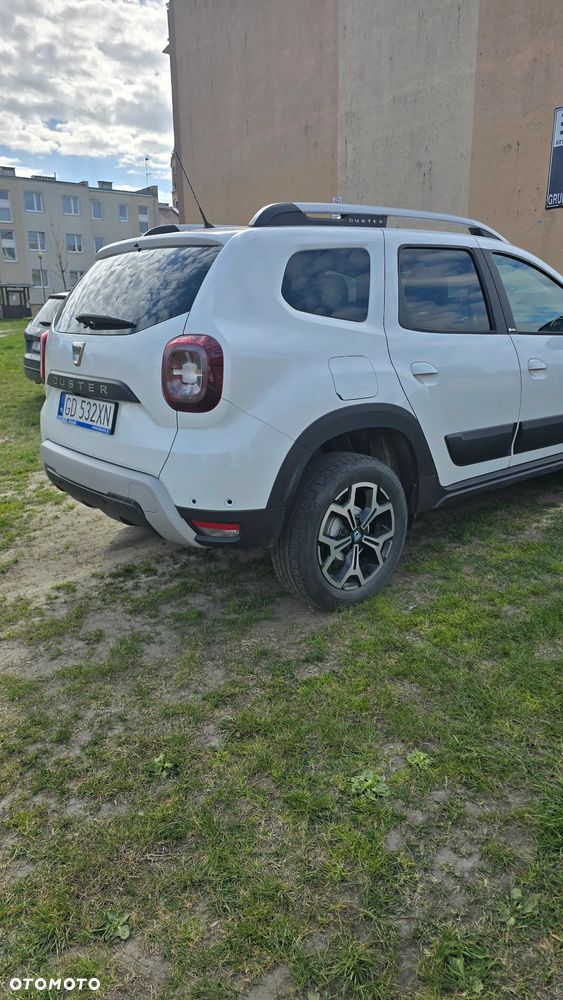 Dacia Duster 1.0 TCe SL Celebration - 16
