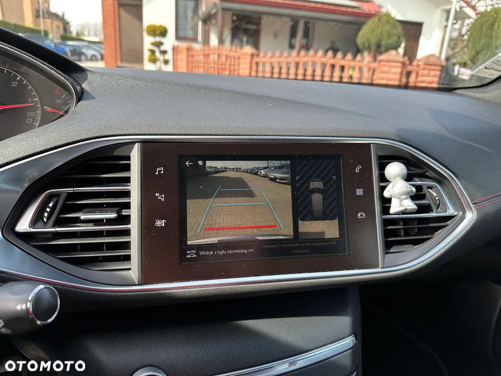 Peugeot 308 - 13