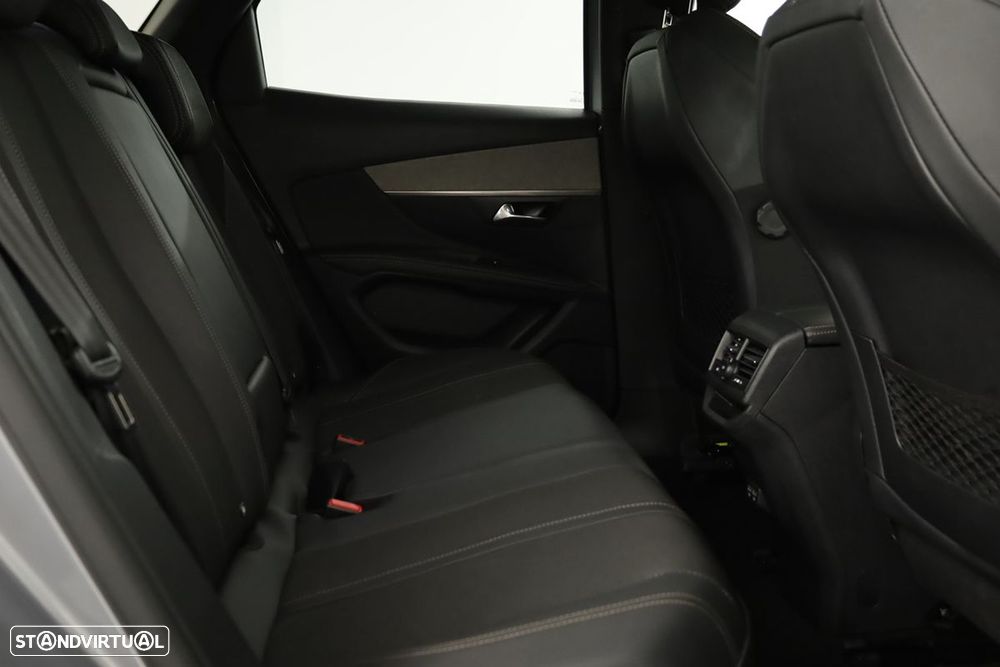 Peugeot 3008 1.2 Hybrid Allure e-DCS6 - 22