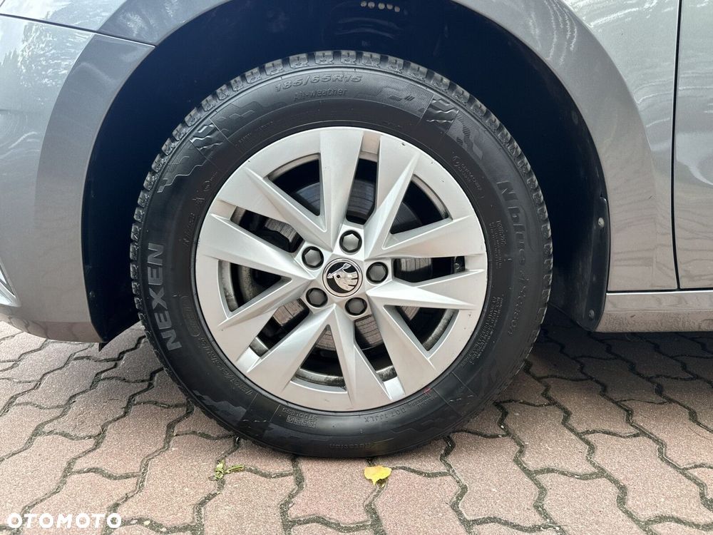 Skoda Fabia 1.0 TSI Ambition DSG - 34