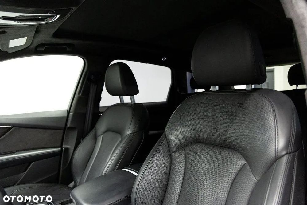 Audi Q7 55 TFSI mHEV Quattro S Line Tiptr - 24