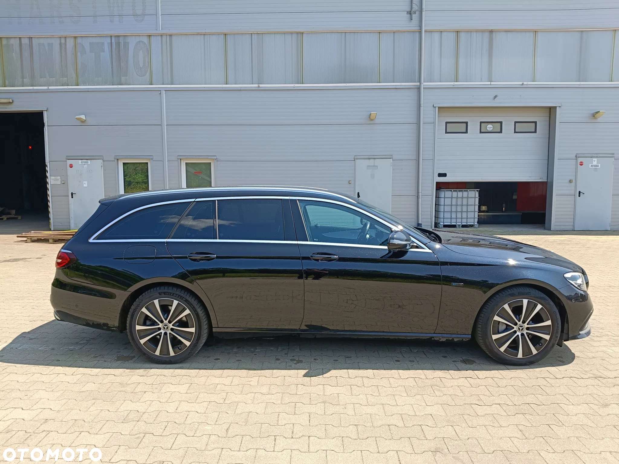 Mercedes-Benz Klasa E 300 Business Edition - 5