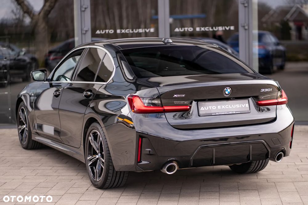 BMW Seria 3 330i xDrive M Sport sport - 27