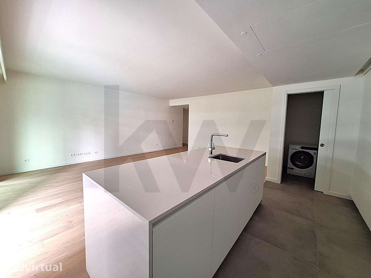 Apartamento T3 de Luxo a Estrear com Varanda e Piscina – Avenidas Nova - Grande imagem: 4/37