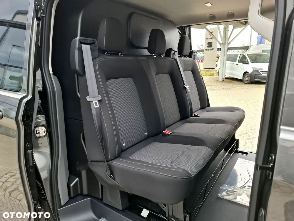 Volkswagen Transporter - 8