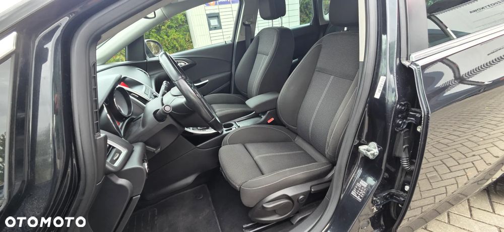 Opel Astra 2012