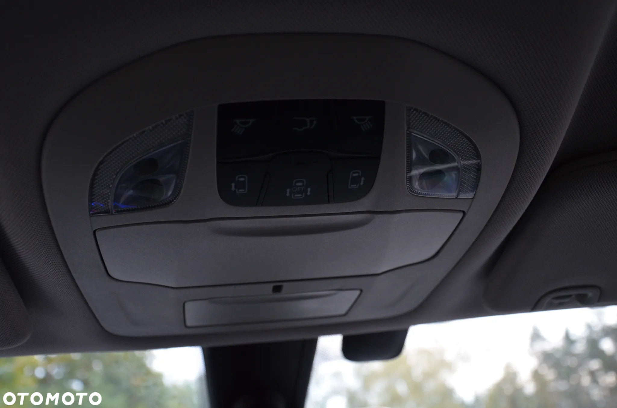 Chrysler Pacifica - 22