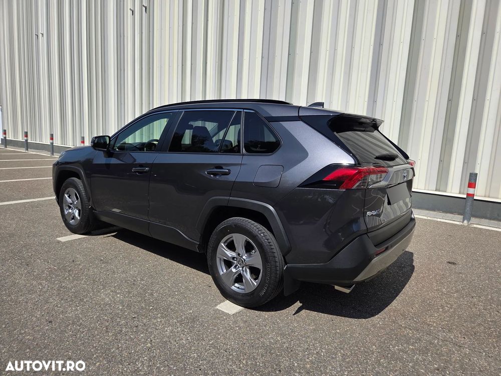Toyota RAV4 - 14