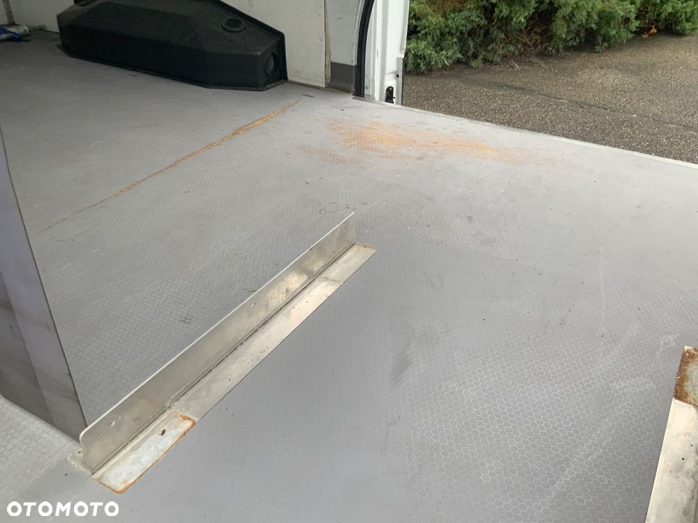 Mercedes-Benz SPRINTER 316 CDI - 11