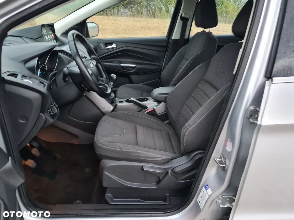 Ford Kuga 2.0 TDCi 4x4 Trend - 16
