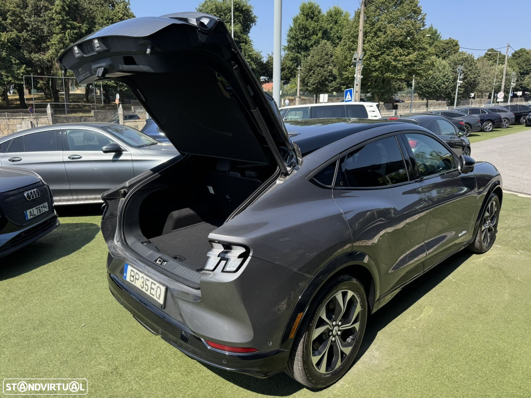 Ford Mustang Mach-E 72.6 kWh Premium AWD - 60