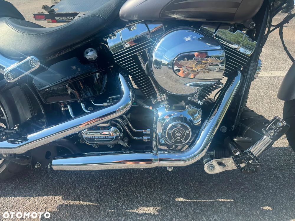 Harley-Davidson Softail Breakout - 9