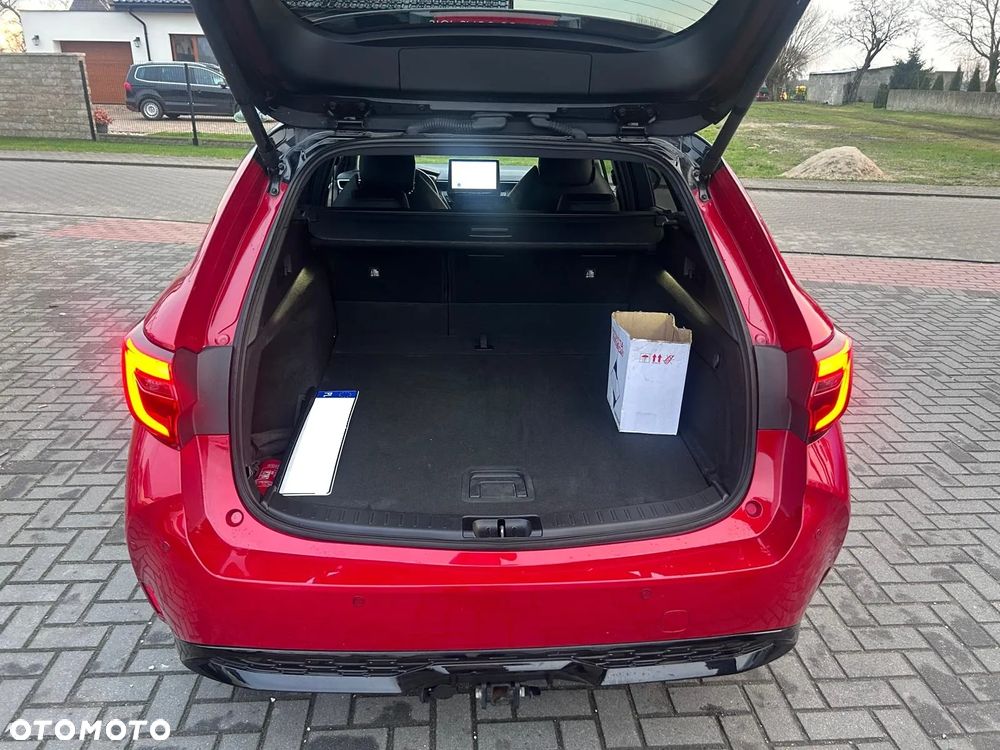 Toyota Corolla 2.0 Hybrid GR Sport Dynamic - 31