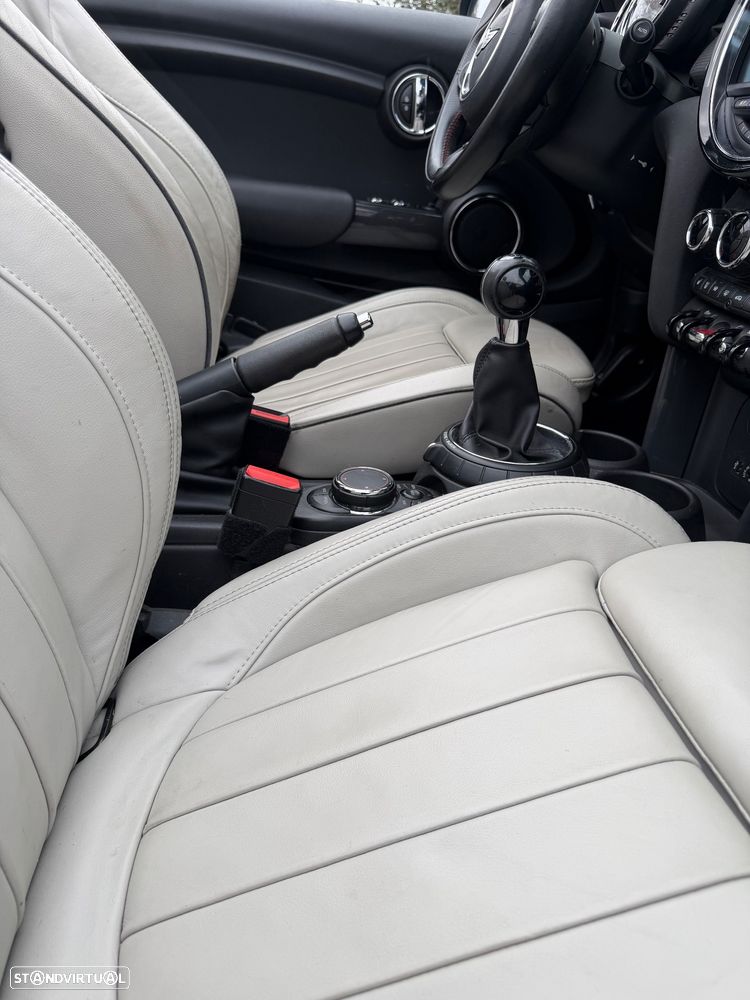 MINI Cabrio Cooper D - 19