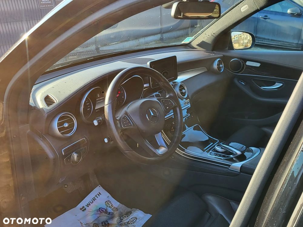 Mercedes-Benz GLC - 15
