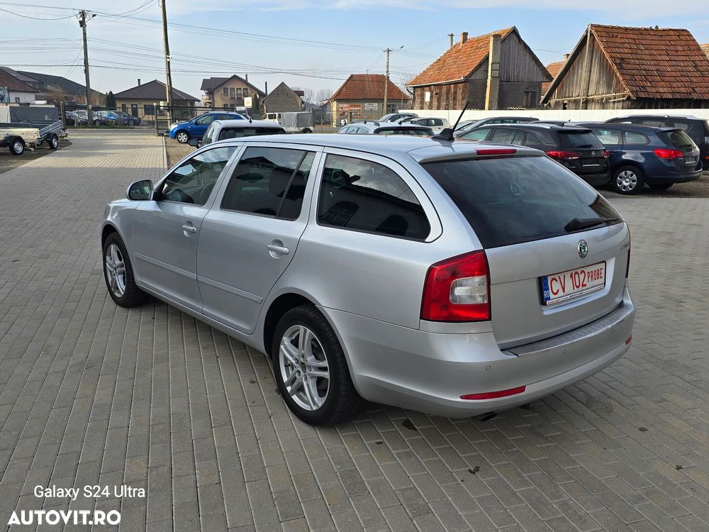 Skoda Octavia 2.0 TDI DPF Ambition - 3