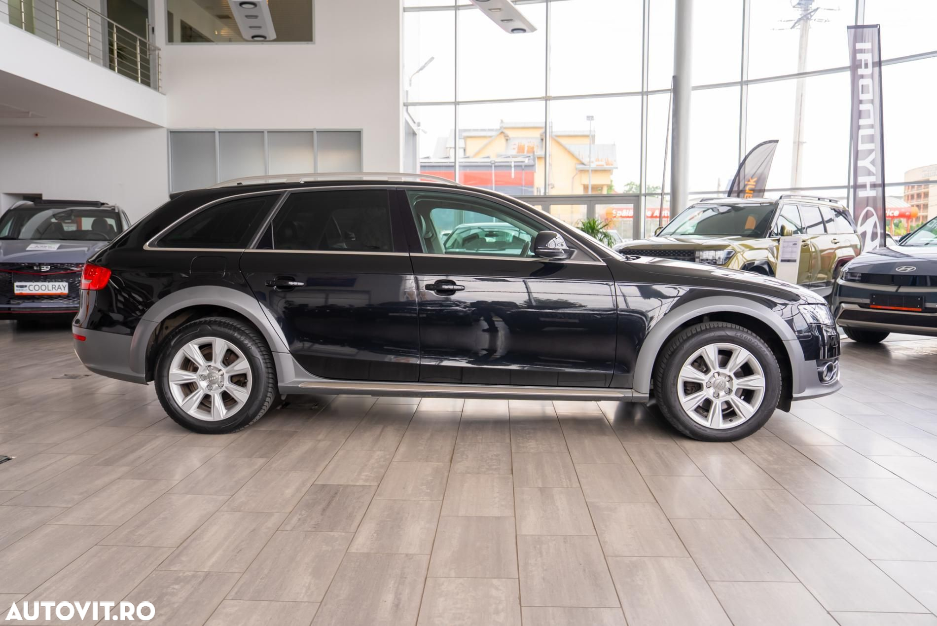 Audi A4 Allroad 2.0 TDI Quattro - 11