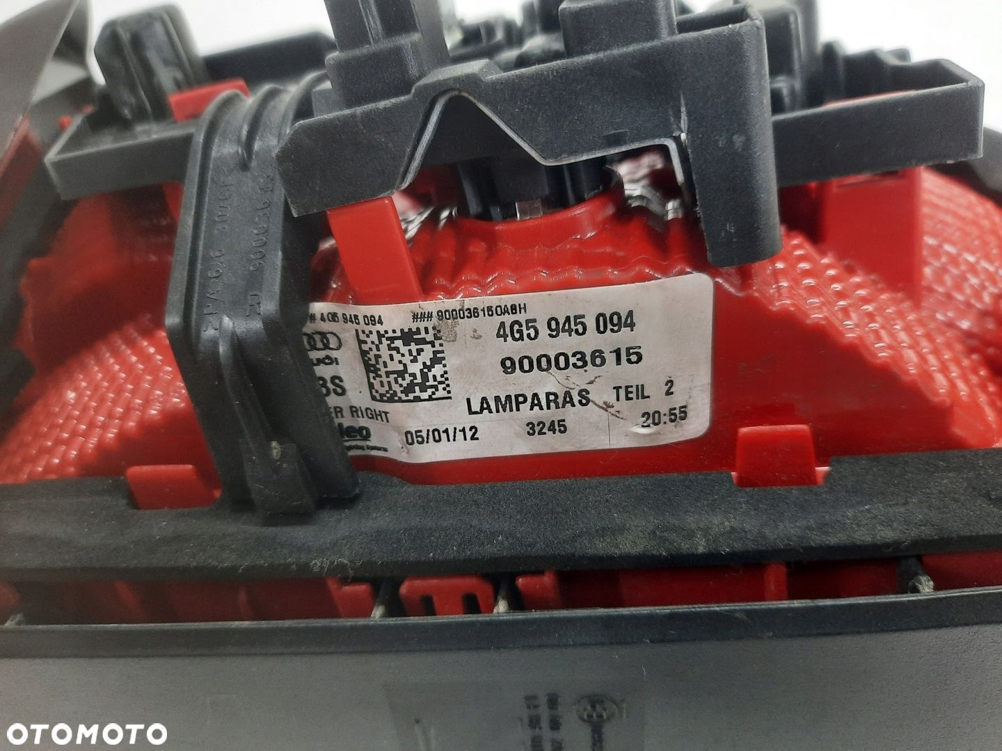 LAMPA PRAWY TYŁ 4G5945094 AUDI A6 C7 SEDAN EU ZWYKŁA NIE LED - 4