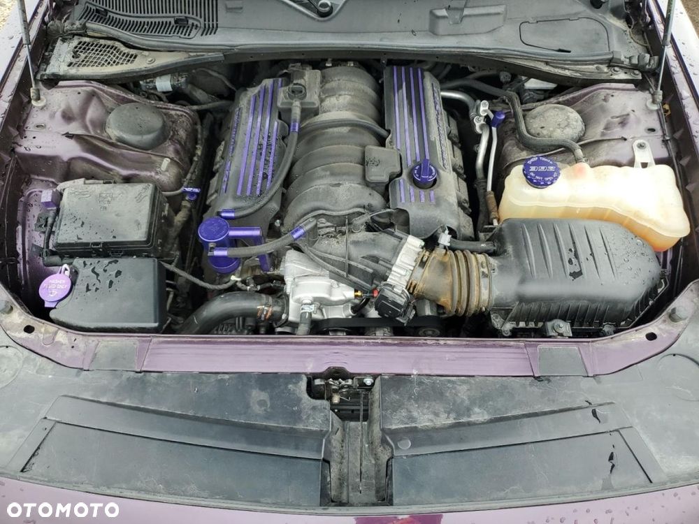 Dodge Challenger - 7