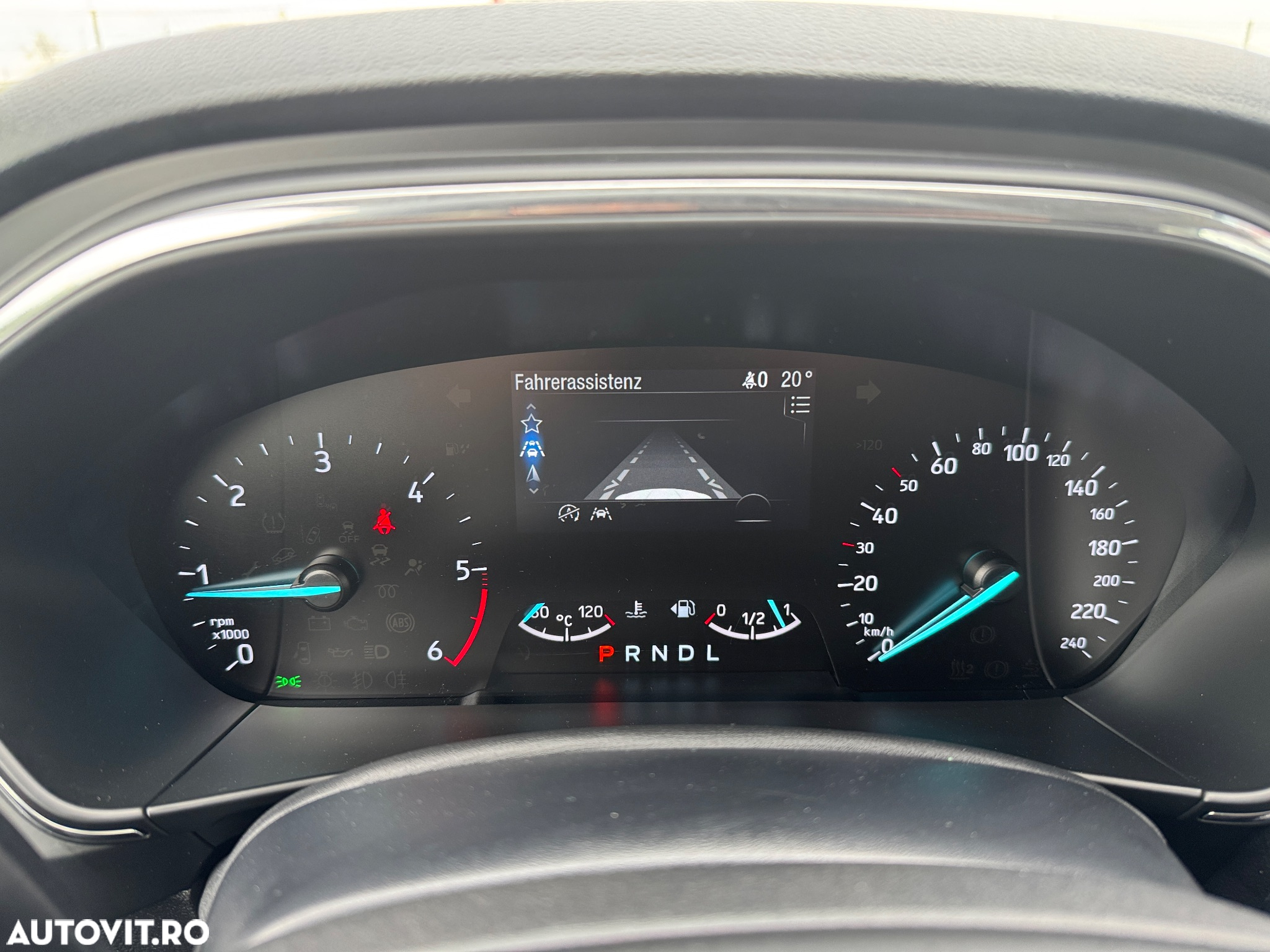 Ford Focus 2.0 EcoBlue Titanium Business - 21