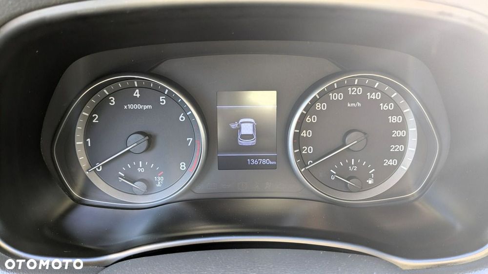 Hyundai i30 1.4 T-GDI Family+ - 21