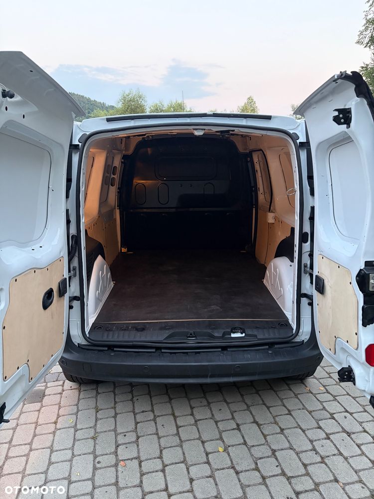 Renault Kangoo Maxi - 10
