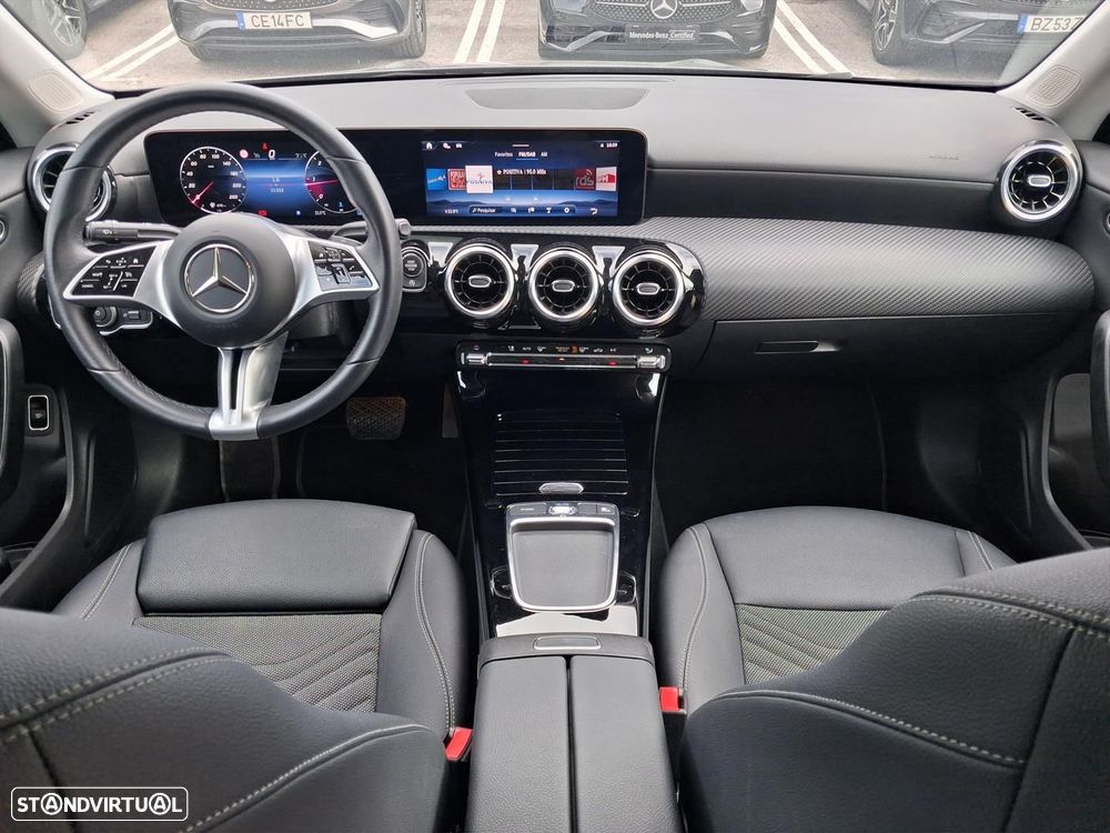 Mercedes-Benz CLA 180 d Style Plus Aut. - 17
