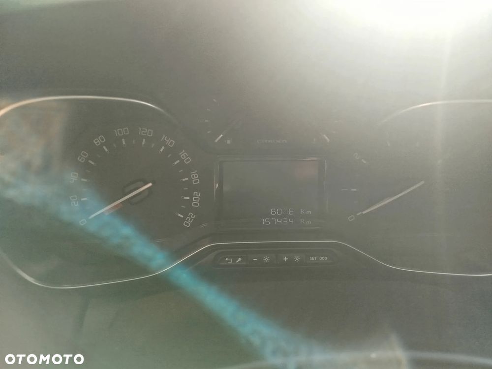 Citroën C3 Aircross BlueHDI 100 Stop & Start Shine - 23