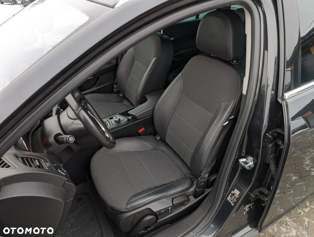 Opel Insignia 2.0 CDTI Cosmo ecoFLEX S&S - 32