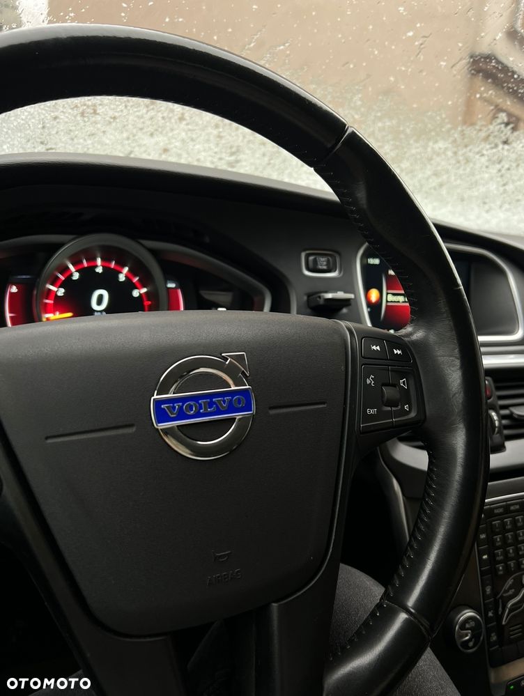 Volvo V40 T2 Geartronic RDesign - 7