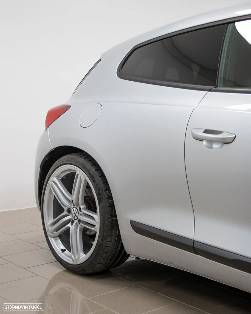 VW Scirocco 2.0 TSI DSG - 12