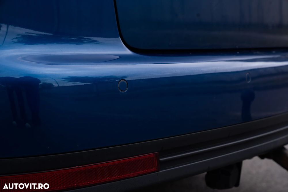 Volkswagen Touran 2.0TDI Highline - 7