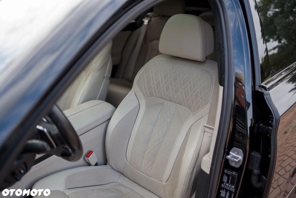 BMW Seria 7 740d xDrive - 20