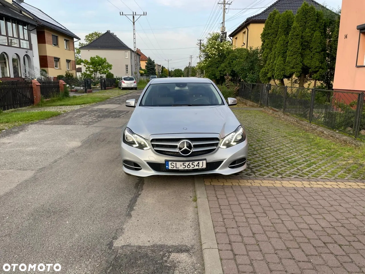 Mercedes-Benz Klasa E 200 BlueTEC 7G-TRONIC Avantgarde - 4