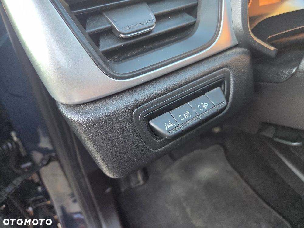 Renault Captur 1.0 TCe Equilibre - 19