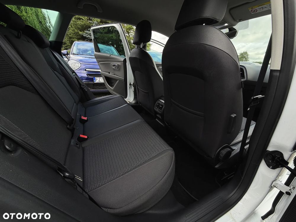Seat Leon 2.0 TDI Xcellence S&S DSG - 17
