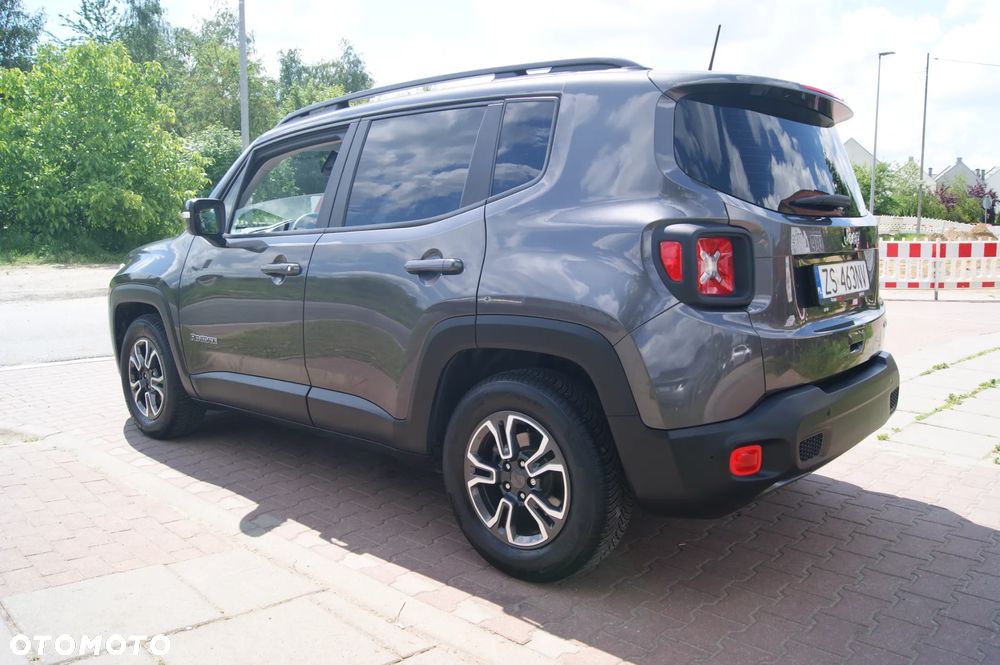 Jeep Renegade 1.3 GSE T4 Turbo Longitude FWD S&S - 6