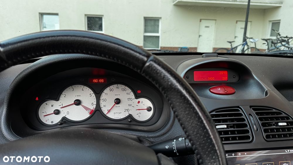 Peugeot 206 CC 1.6 Euro4 - 11